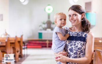 Láthatóan evangélikus: Hódi Mártonné dr. Bencze Réka