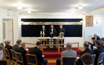 Ökumenikus egyházvezetői egyeztetésen imádkoztak a békéért