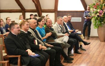 72 óra kompromusszum nékül 2022. évi megnyitója