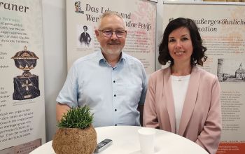 Szemerei János püspök és Petzold-Fekete Ivett Nürnbergben szolgáló református lelkipásztor