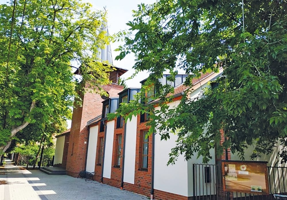 Vecses evangelikus templom kulso