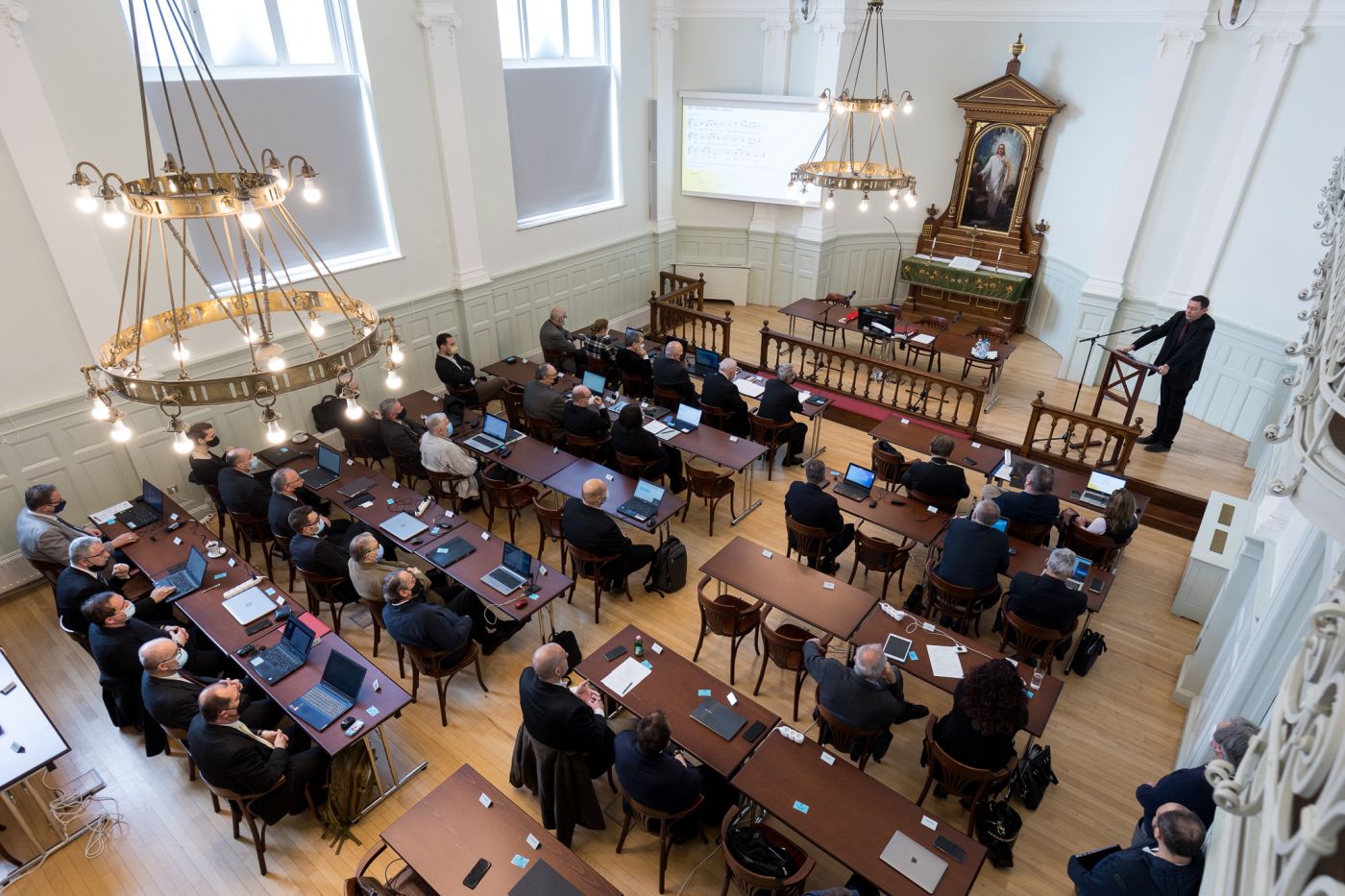 Csepregi Zoltán, az Evangélikus Hittudományi Egyetem rektora 2022. február 26-án Budapesten a Magyarországi Evangélikus Egyház XI. Zsinata ülésén - fotó: Magyari Márton