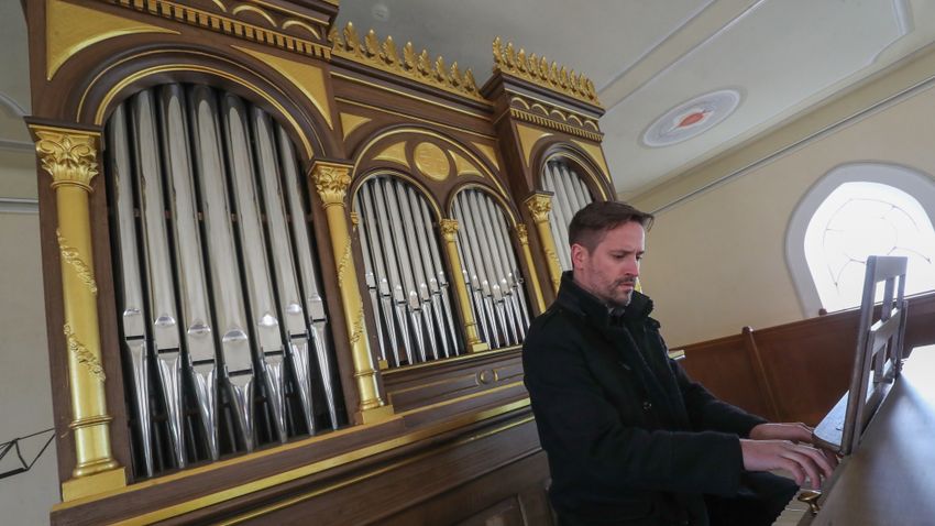 Takácsi Evangélikus Egyházközség orgonája
