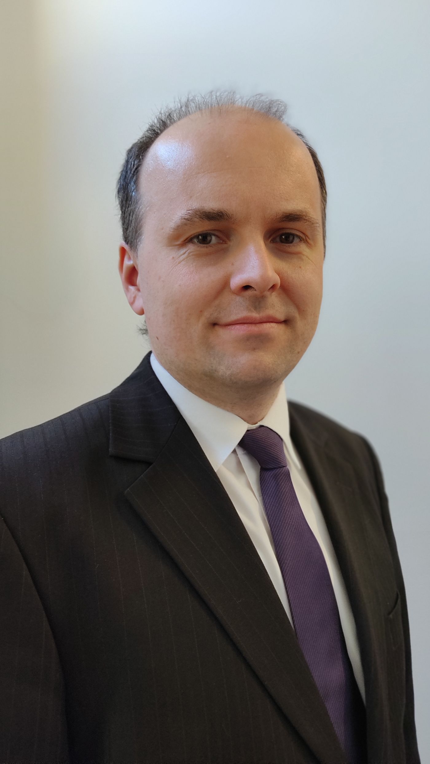 IT kozvetites Sur Nagy Gabor