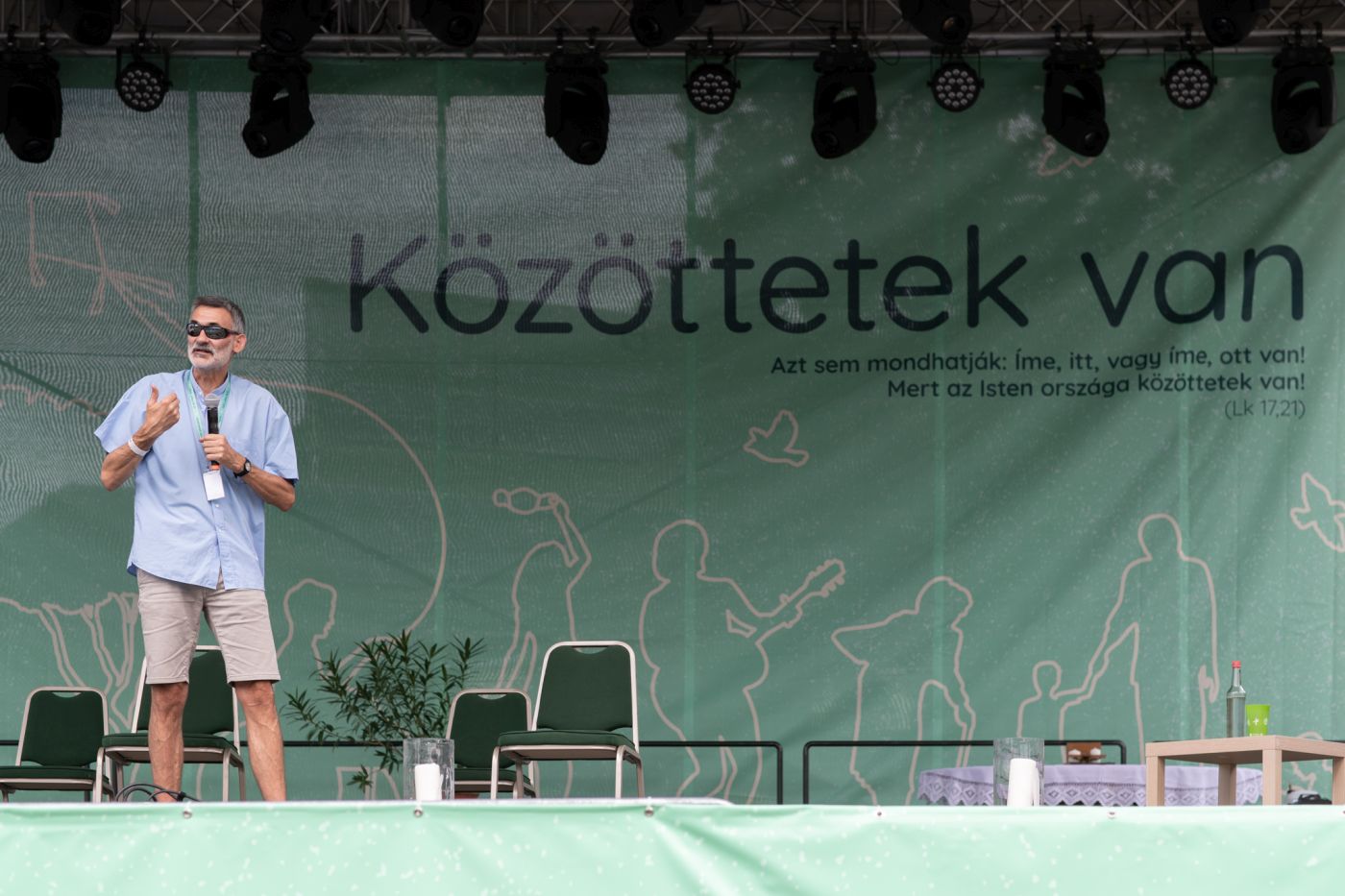 Pál Feri atya előadása a Szélrózsa evangélikus ifjúsági találkozón Gyulán - fotó: Pete Dóra