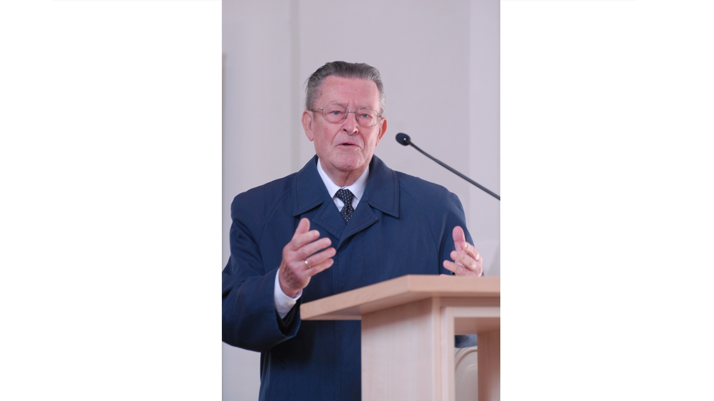 In memoriam Detre János