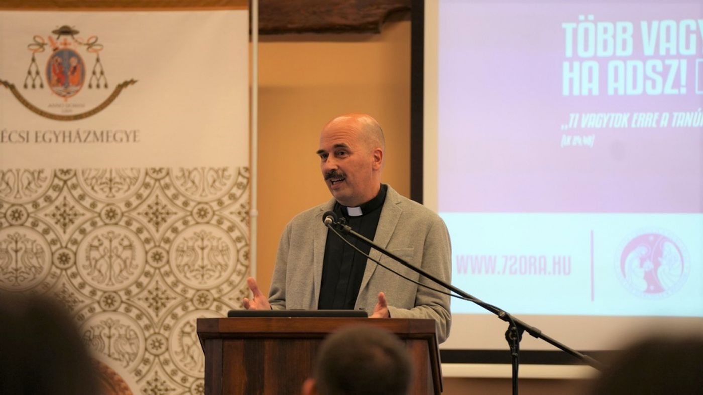 20221006 Pecs 72 ora kompromisszum nelkul megnyito foto Pecsi Egyhazmegye 2