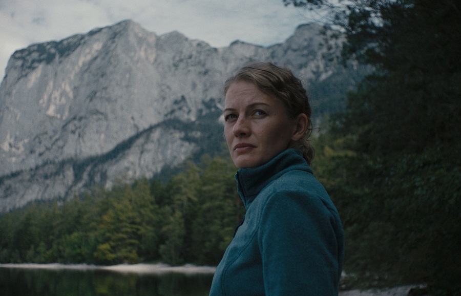 képkocka a Magasságok és mélységek című filmből