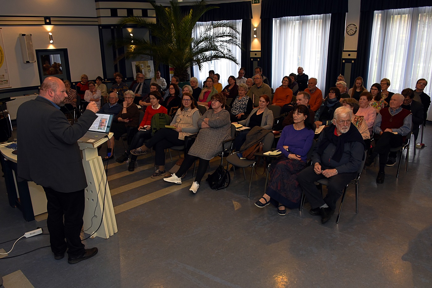 20230403 revfulop konferencia 5