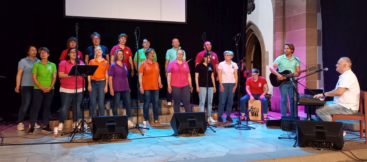 A balatonboglári evangélikus gyülekezet Seven Houses Gospel Choir & Band nevű gospelkórusa a Kirchentagon Nürnbergben