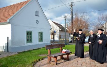 Adventi örömmorzsák