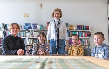 Kollerné Loós Zsuzsanna és az ukrán gyerekek