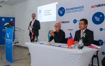 sajtótájékoztató központ lértehozásáról