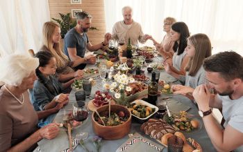 étkezés előtti közös ima